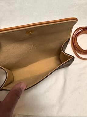 Lv monogram florentine